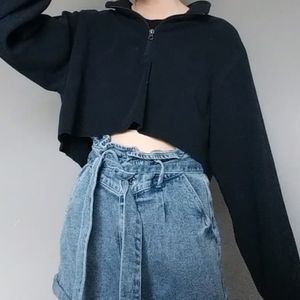 Cropped quarter zip